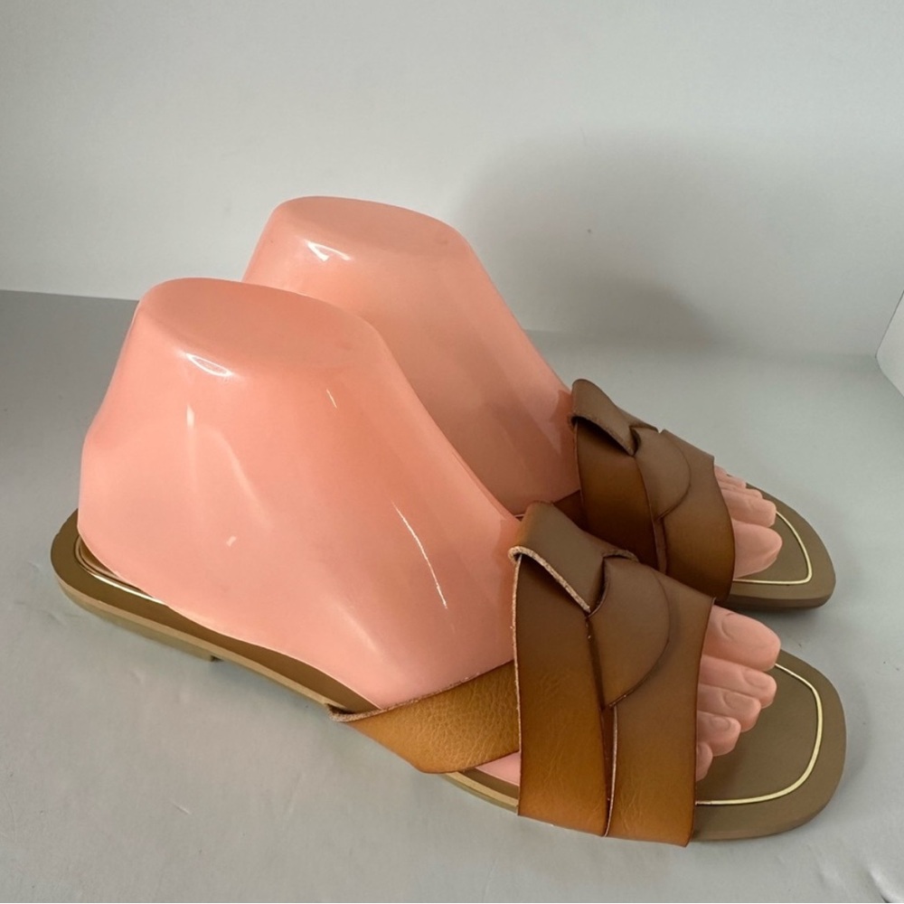 Tahari Noah Sandals Minimalist Slip-On